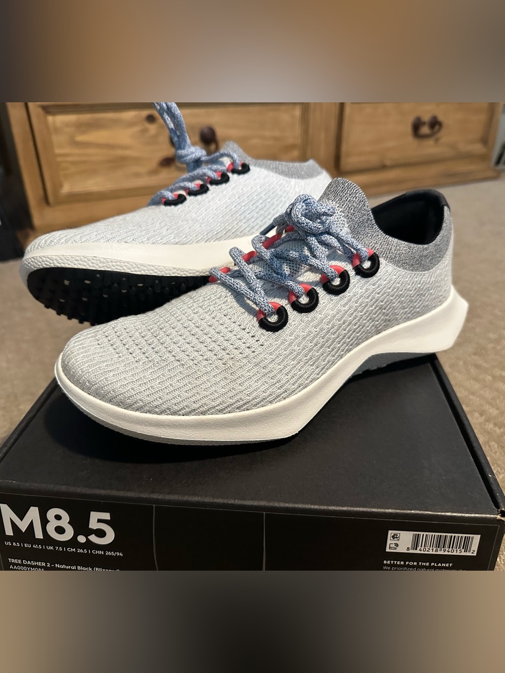 NEW Mens Allbirds Tree Dasher 2 running shoes blizzard, gray, blue size 8.5